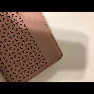 kate spade Bags - Kate Spade Wallet - NWT - Dusty Rose kate spade Bags - Kate Spade Wallet - NWT - Dusty Rose